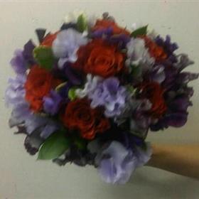 fwthumbRed rose & sweet pea.jpg